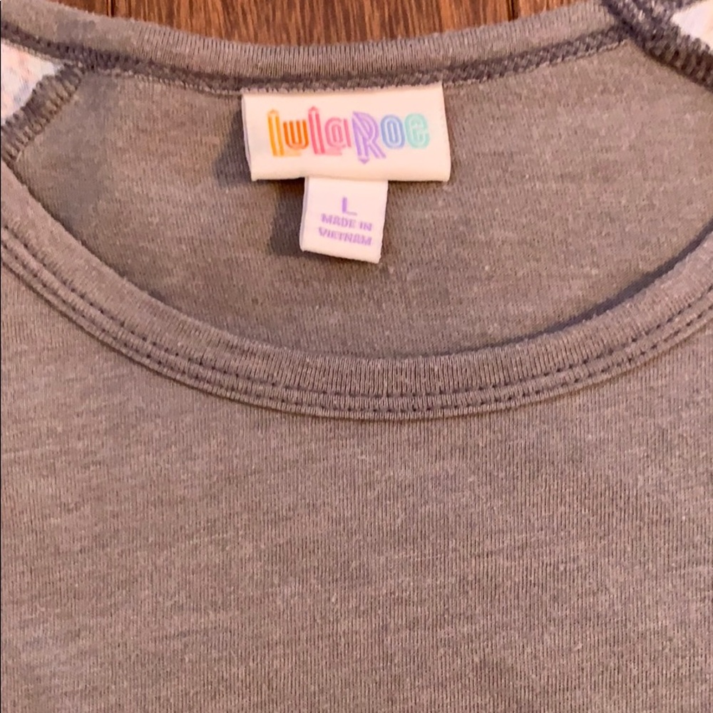 Lularoe Randy Top - Picture 3 of 4